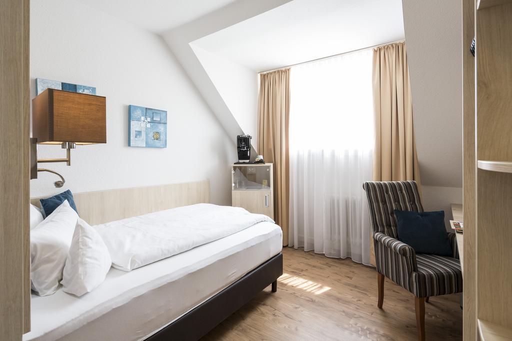Parkhotel Bilm im Glück am Stadtrand Hannovers Sehnde Exterior foto